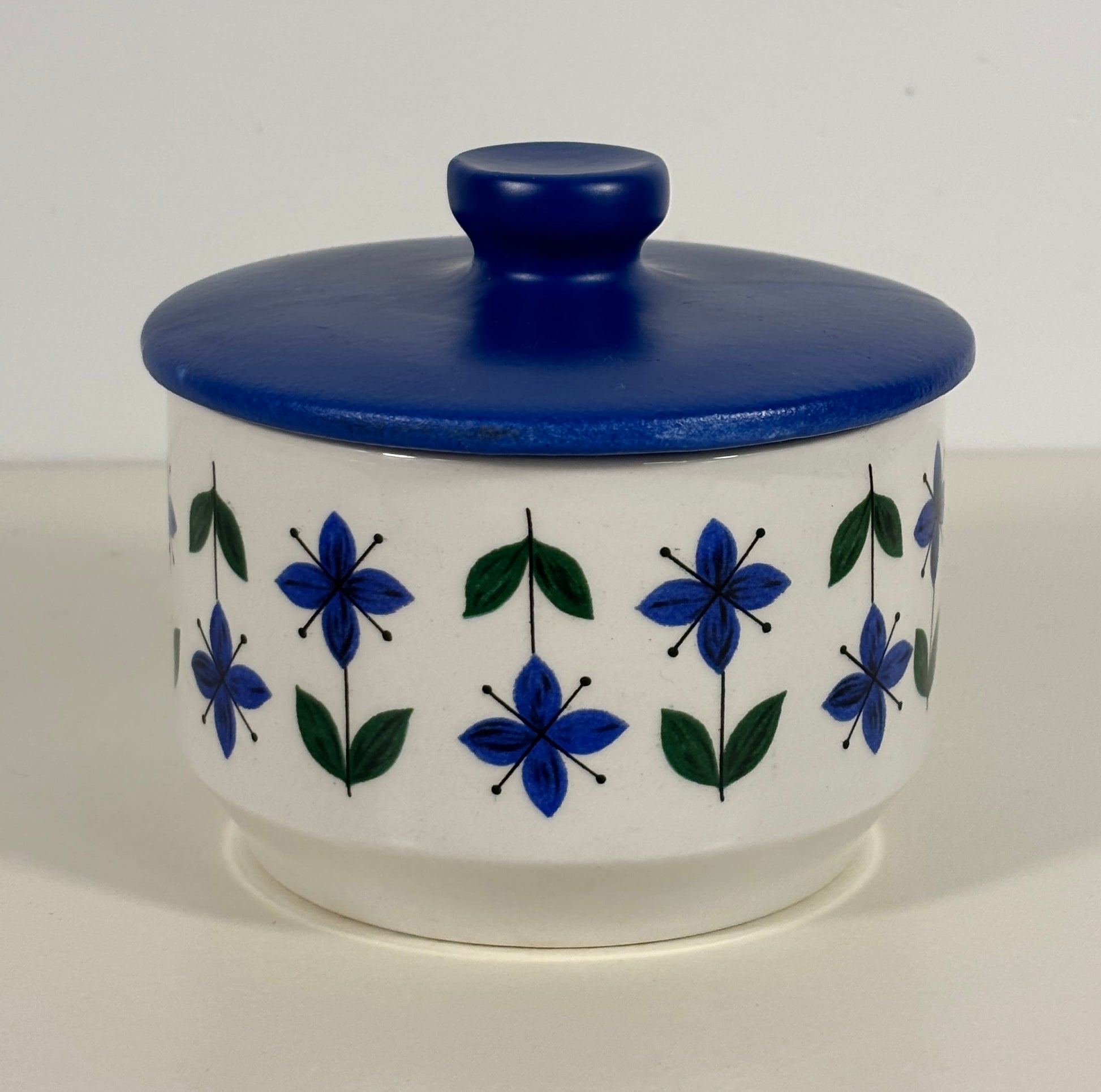 Midwinter Roselle Jam Jar with Lid
