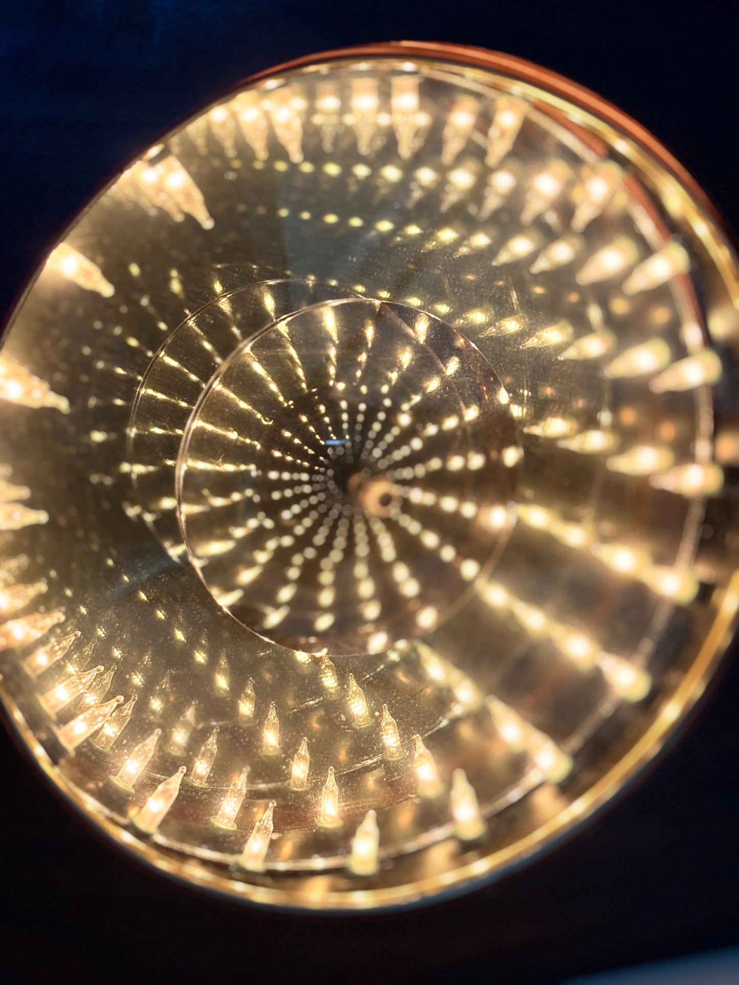 Made in Canada Vintage Illuminated Infinity Mirror Box