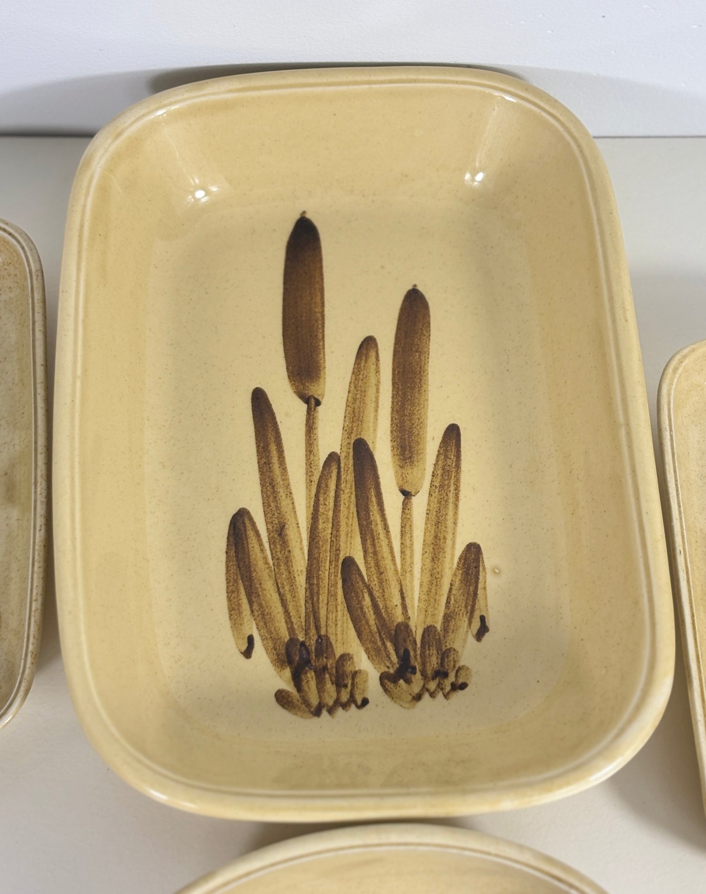 Galleon Ware Canada Cattail Serving Set