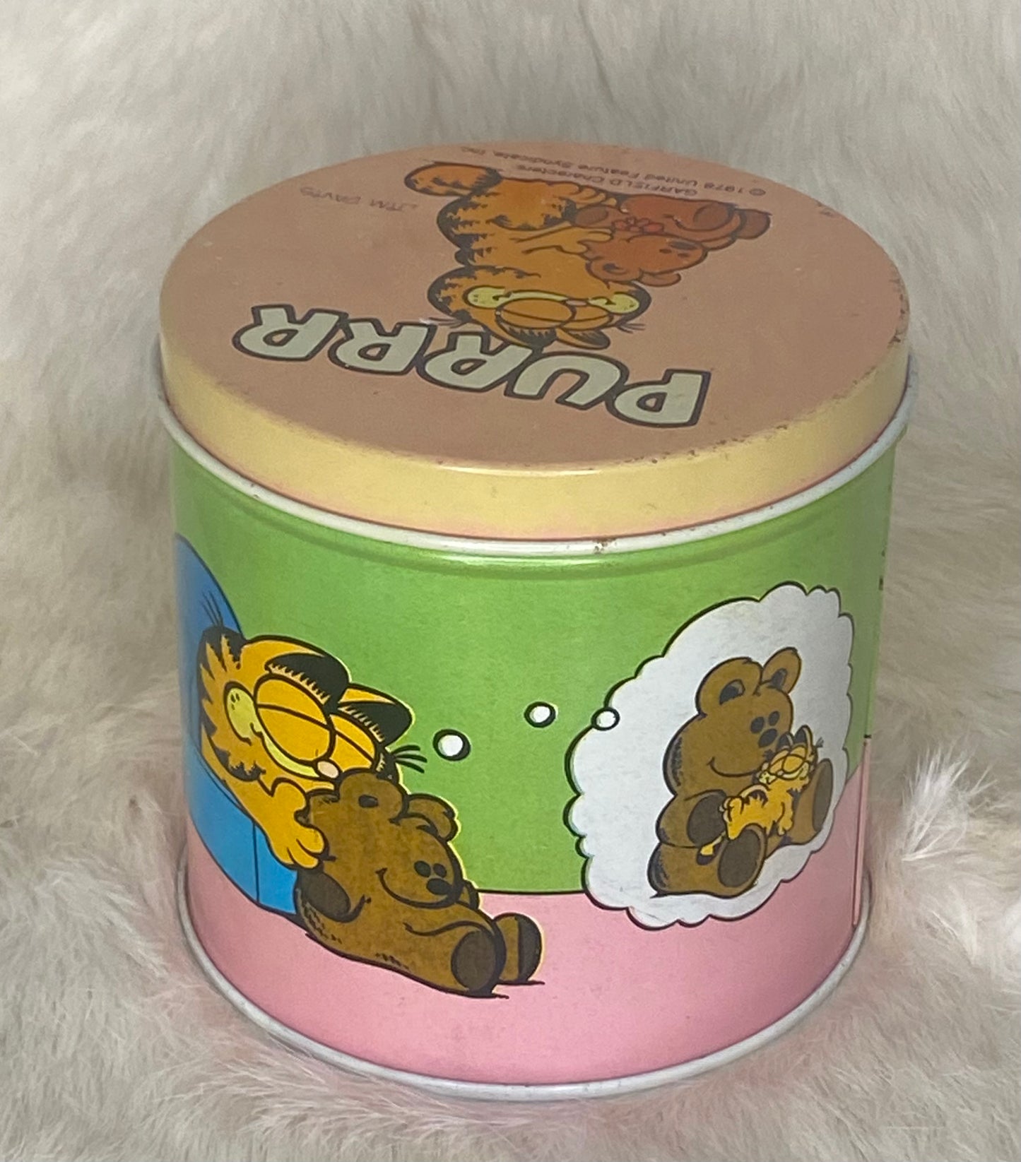 Vintage Garfield and Teddy Bear Purrr Tin