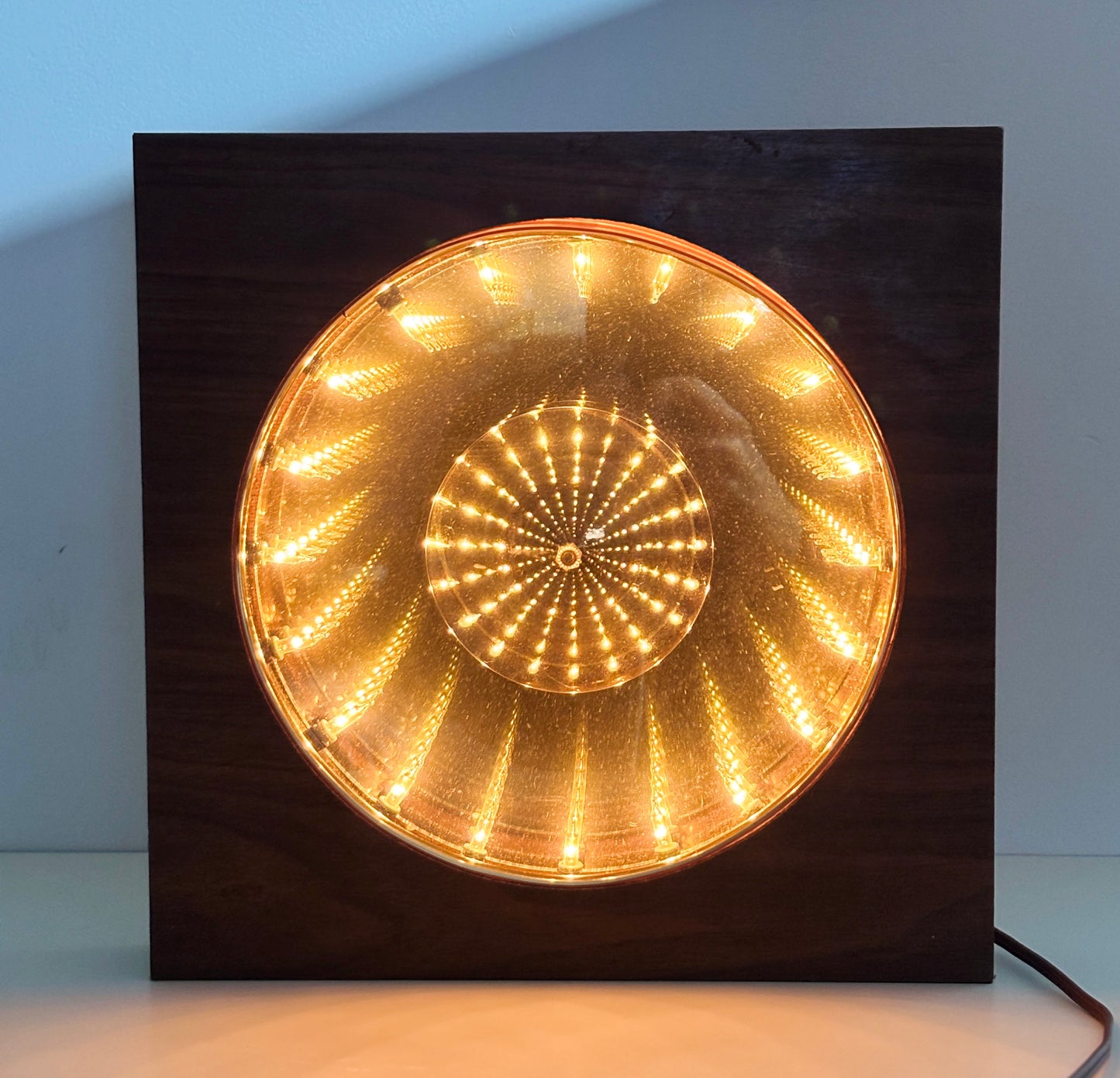 Made in Canada Vintage Illuminated Infinity Mirror Box