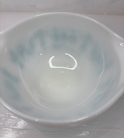 Pyrex Butterprint 1.5 Pint Cinderella Mixing Bowl