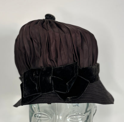 Yvonne Thisdale Salon Elegante iridescent Velvet Cloche