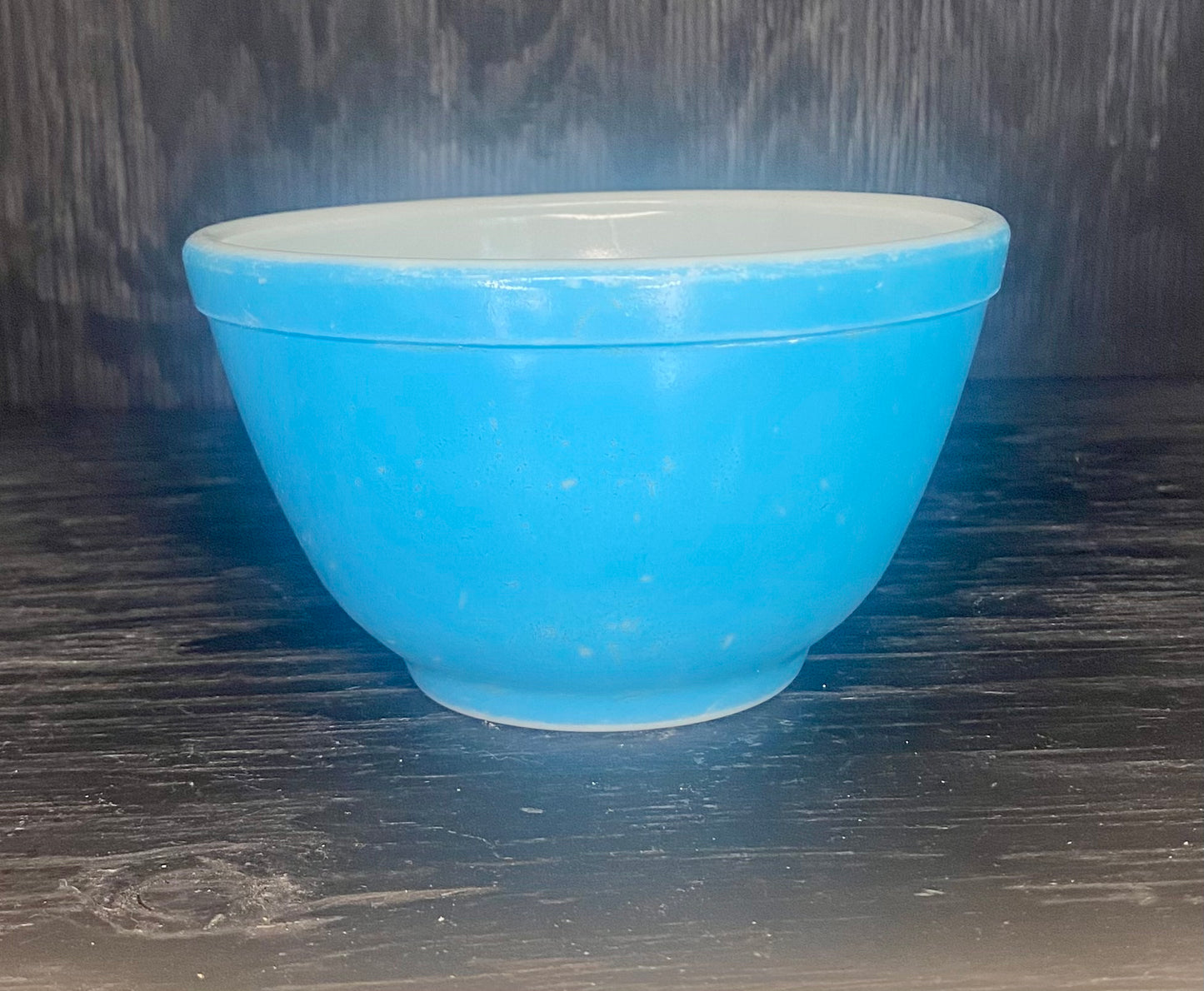 blue Pyrex bowl