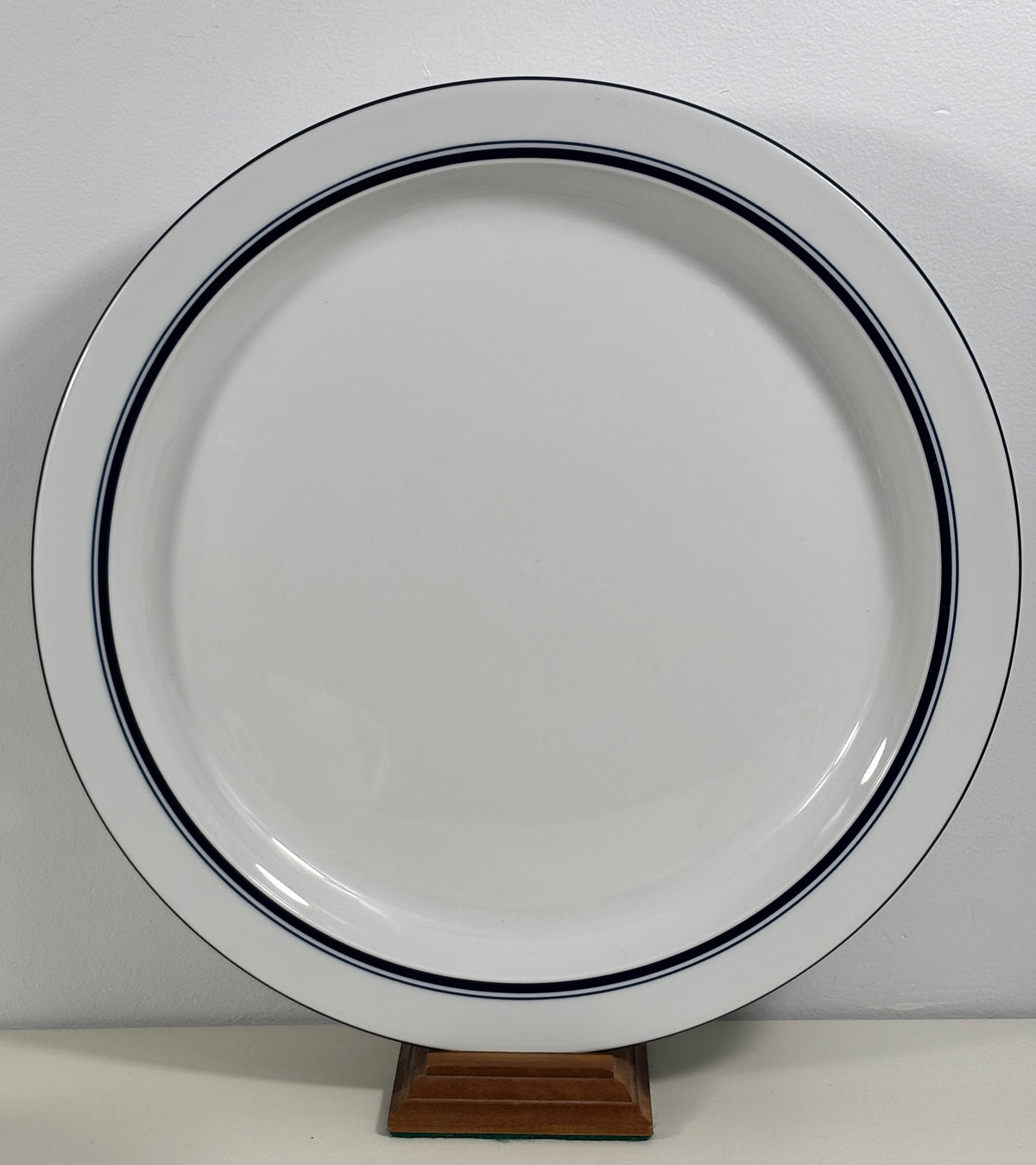 Dansk Bistro Christianshavn Blue Chop Plate Portugal