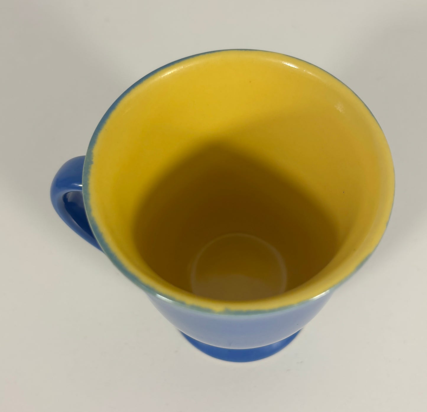 Trade Winds Funny Faces Winking Pedestal Mug