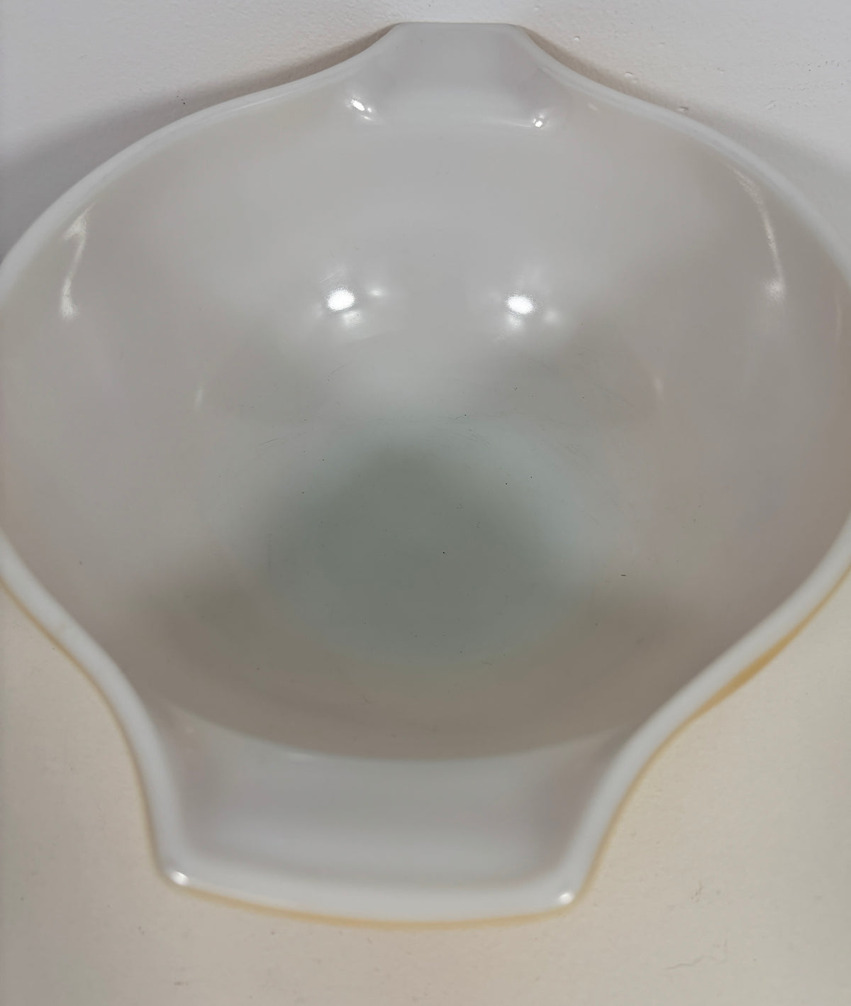 Pyrex Butterfly Gold 1.5 Quart Cinderella Mixing Bowl