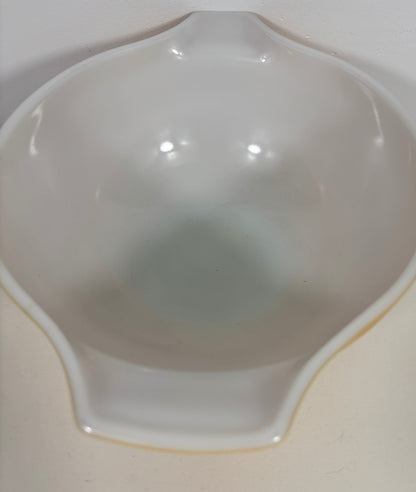 Pyrex Butterfly Gold 1.5 Quart Cinderella Mixing Bowl