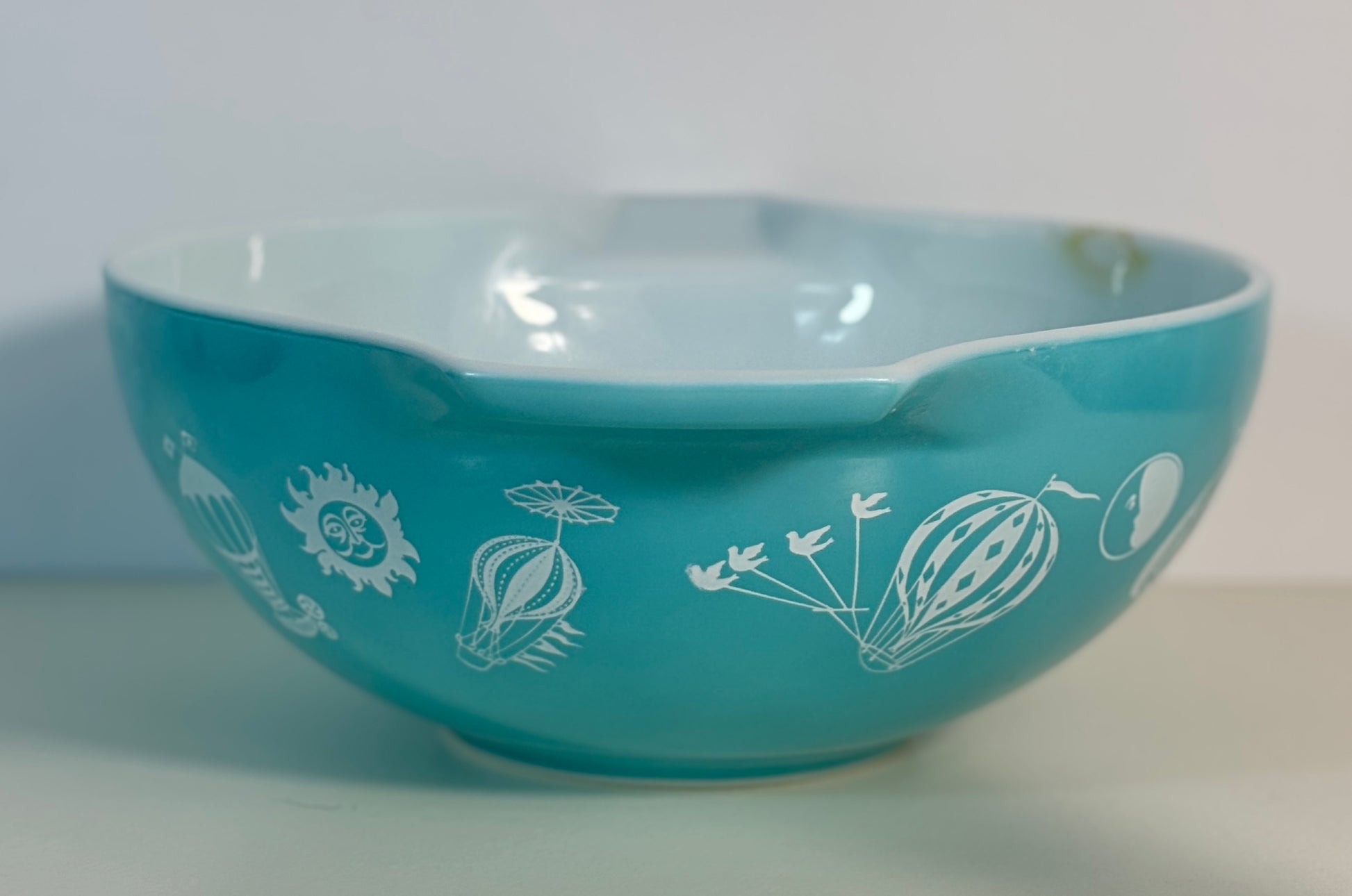 Pyrex Blue Hot Air Balloons 4 Quart Cinderella Mixing Bowl