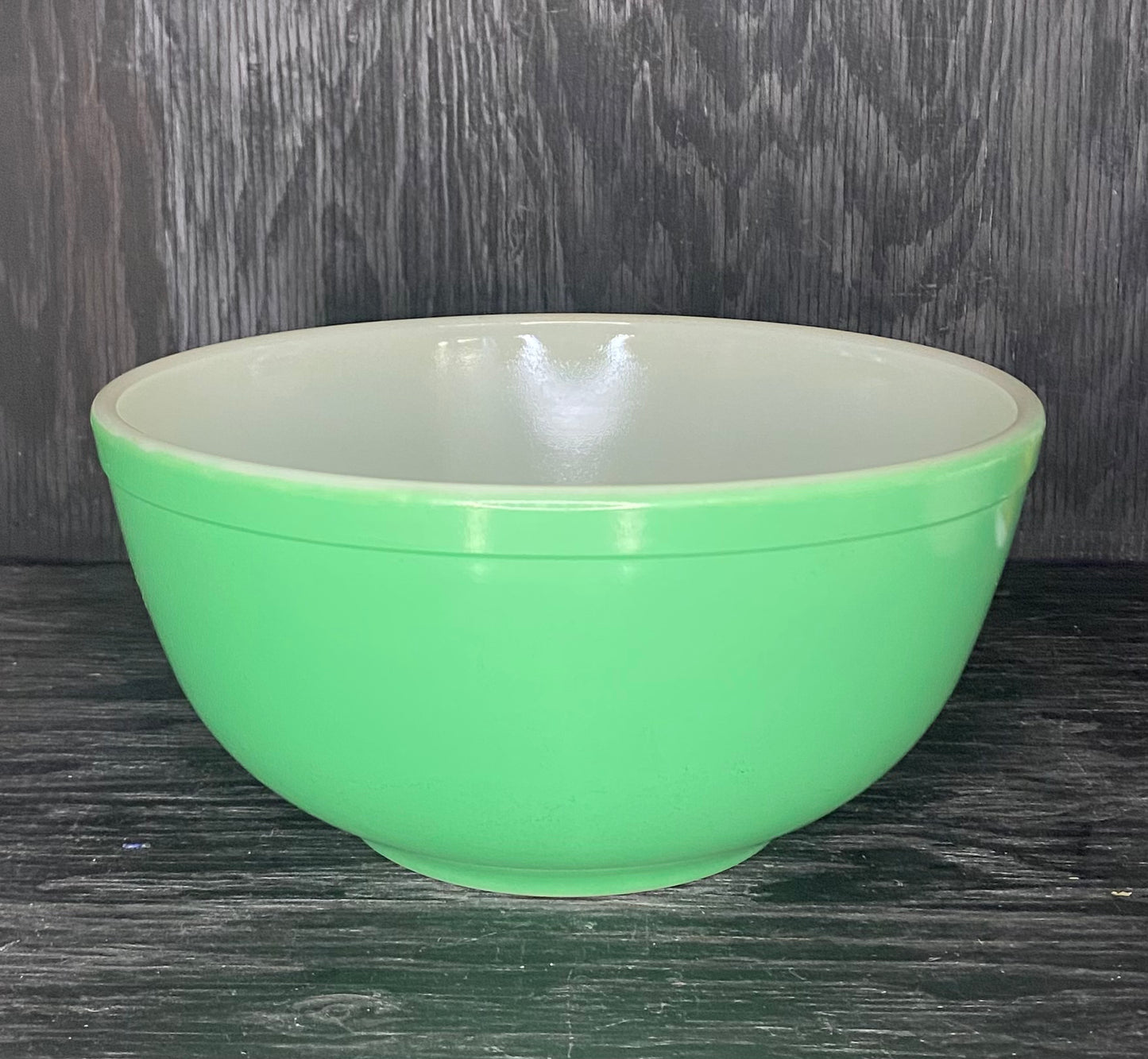 Pyrex 2.5 Quart Green Nesting Mixing Bowl