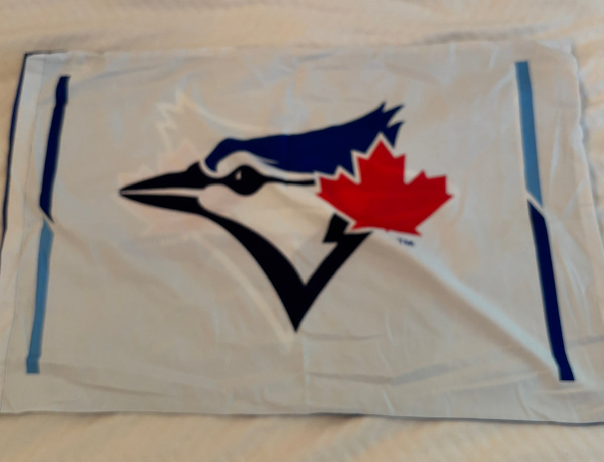 Retro Toronto Blue Jays Logo Twin XL Bedsheet Set