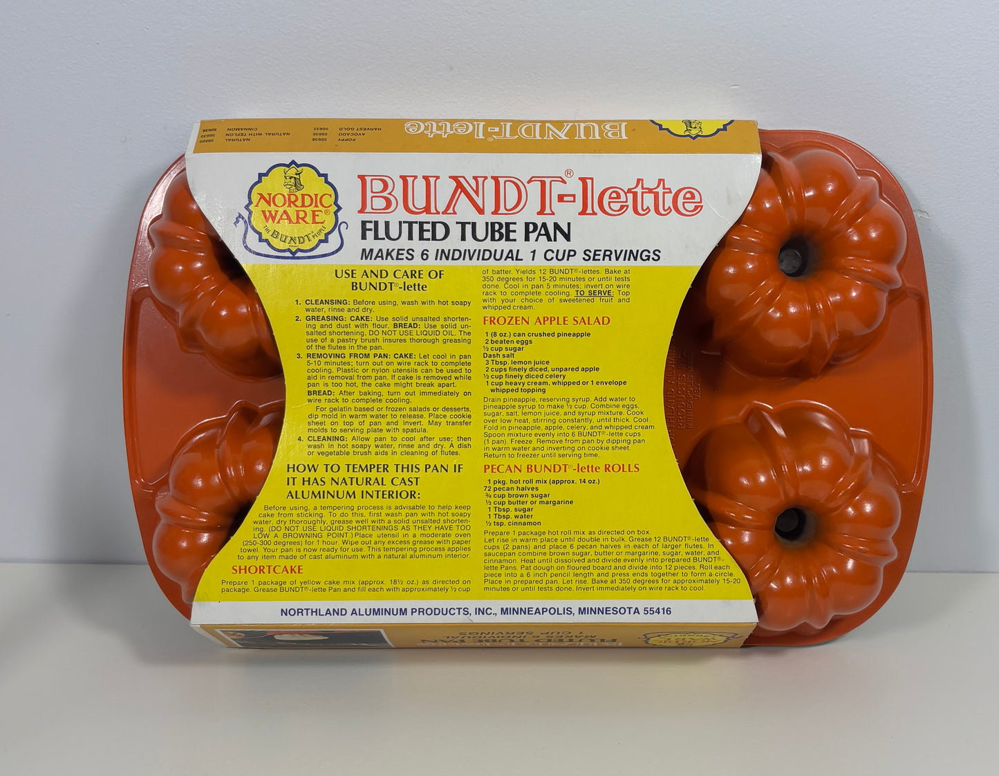 Nordic Ware Bundt-lette Fluted Tube Pan