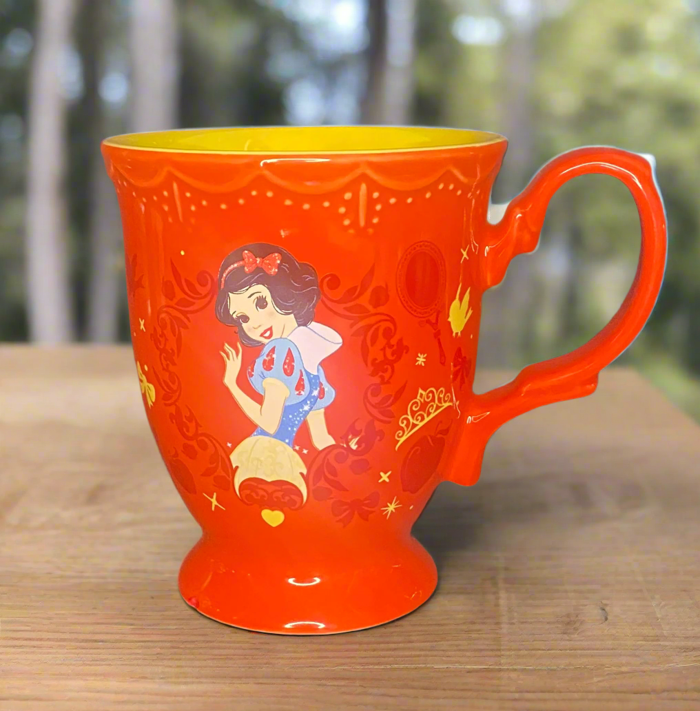 red snow white mug