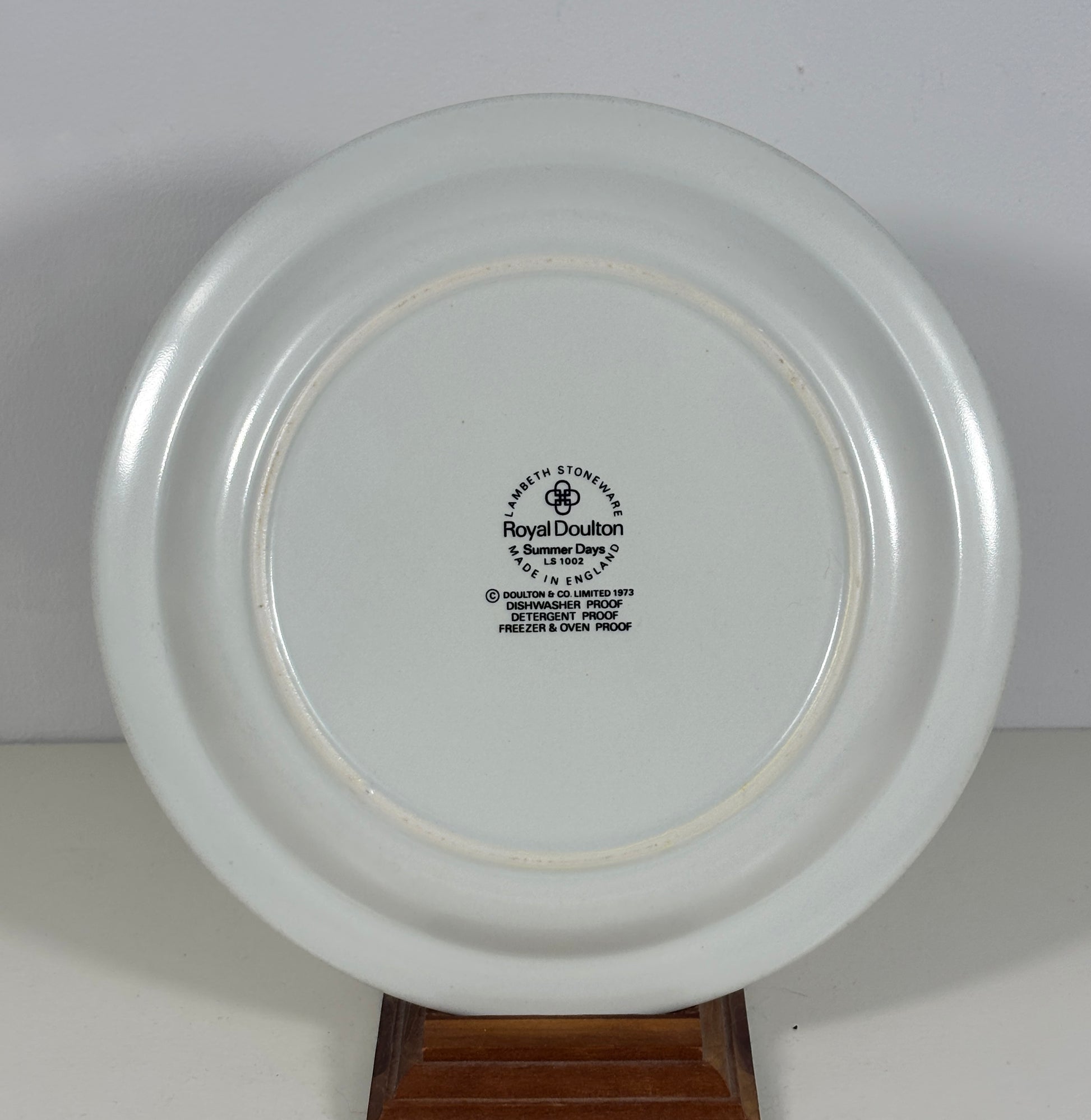 Royal Doulton Summer Days Plate