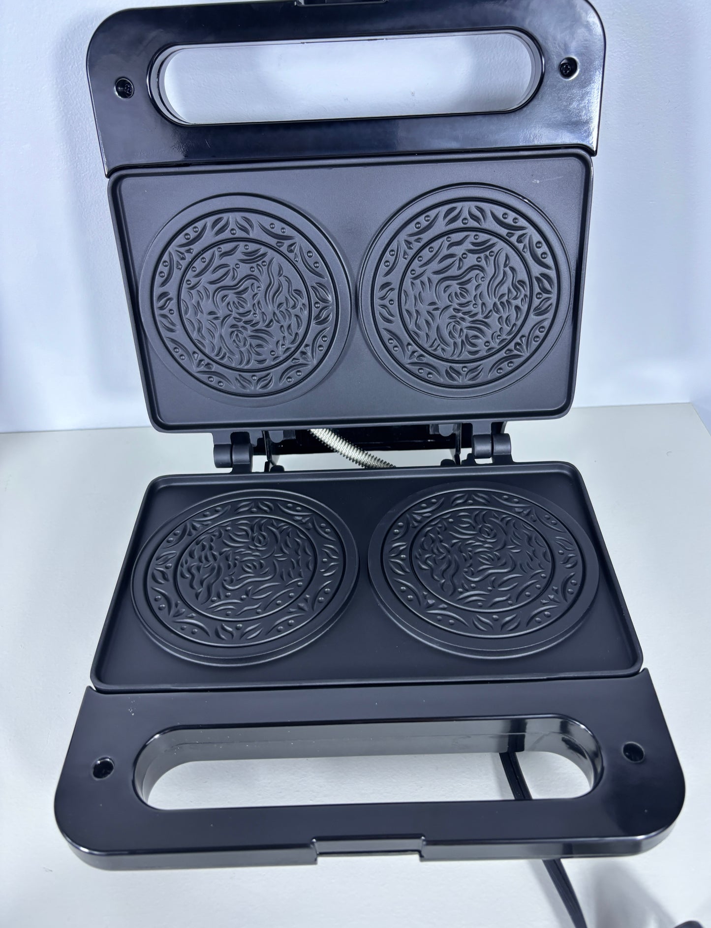 Salton Pizzelle Master Italian Cookie Maker WM-6