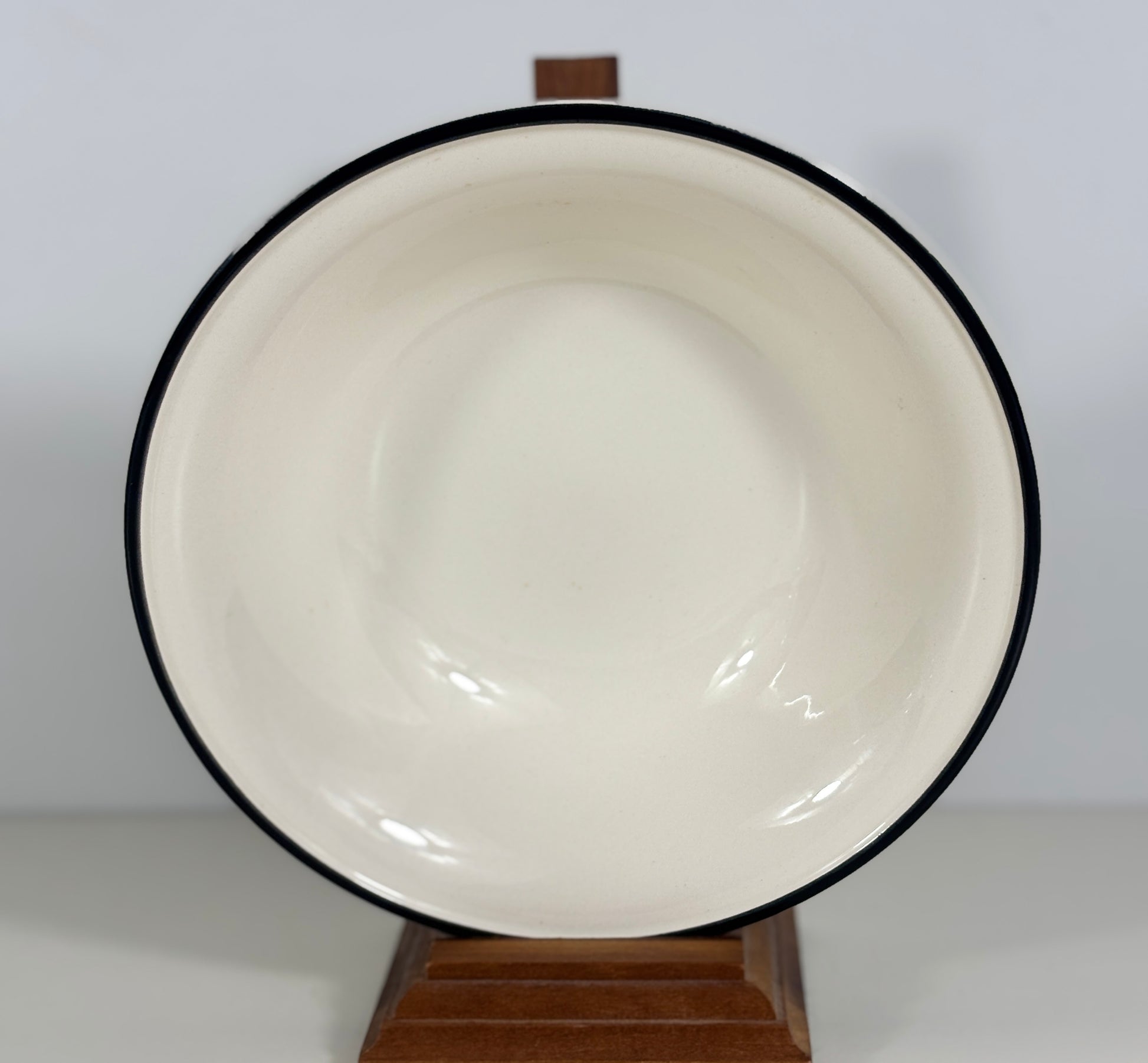 Arklow Ireland Honey Stone Soup Bowl