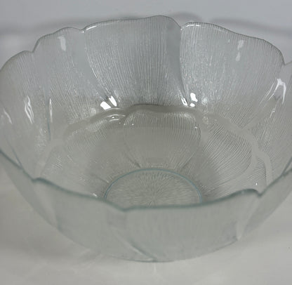 Arcoroc France Fleur Punch or Salad Serving Bowl