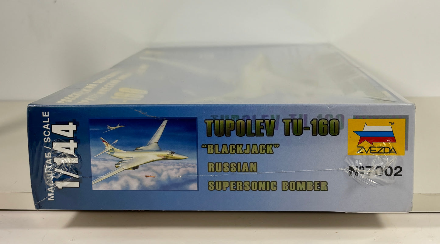 Zvezda Russian Tu-160 Blackjack Supersonic Bomber Model Kit Sealed
