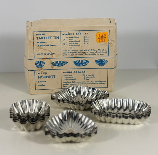 Mormatt Sweden 24 Piece Tartlet Tin Set