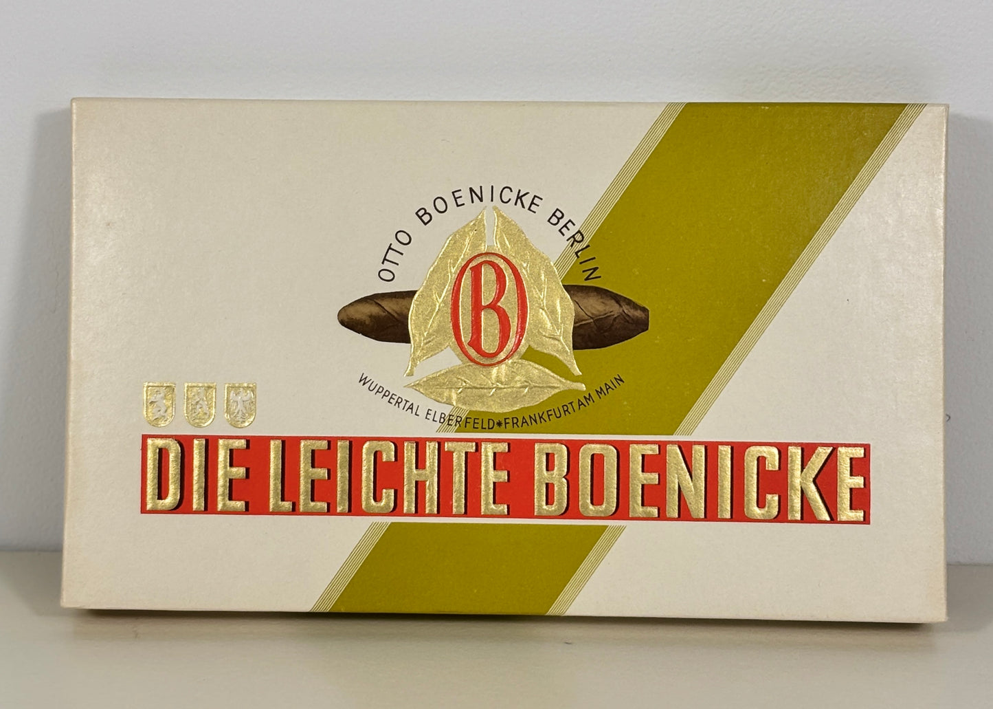 Otto Boenicke 1930s Cigar Shaped Handkerchief Set