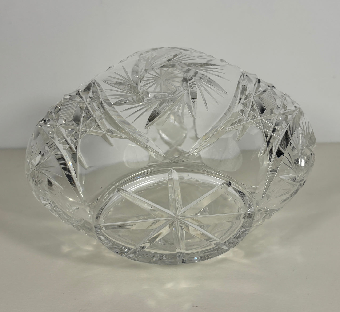Bohemia Pinwheel Star Hand Cut Crystal Basket