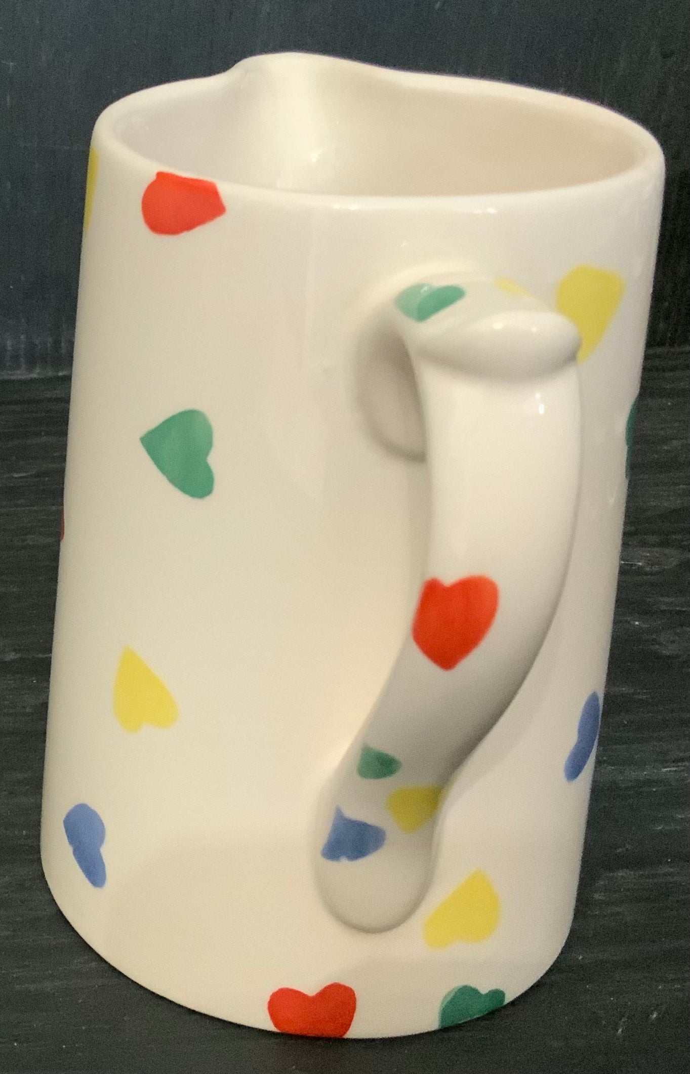 creamer with hearts