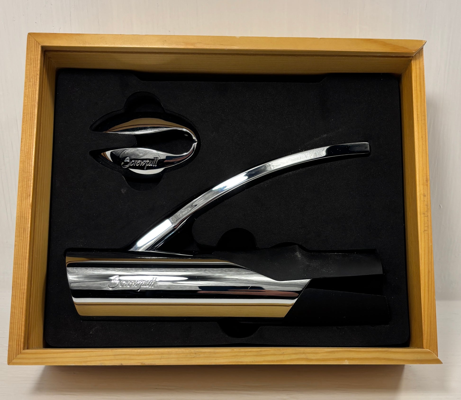 Le Creuset Screwpull Lever Action Wine Bottle Opener Set