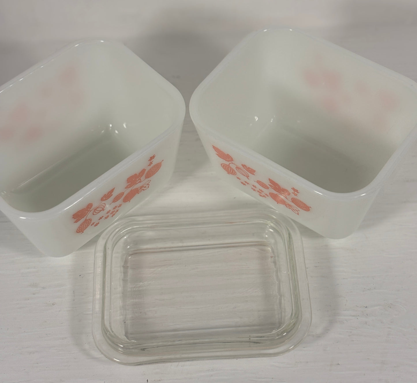 Pyrex Pink Gooseberry 1.5 Cup Refrigerator Dishes 501