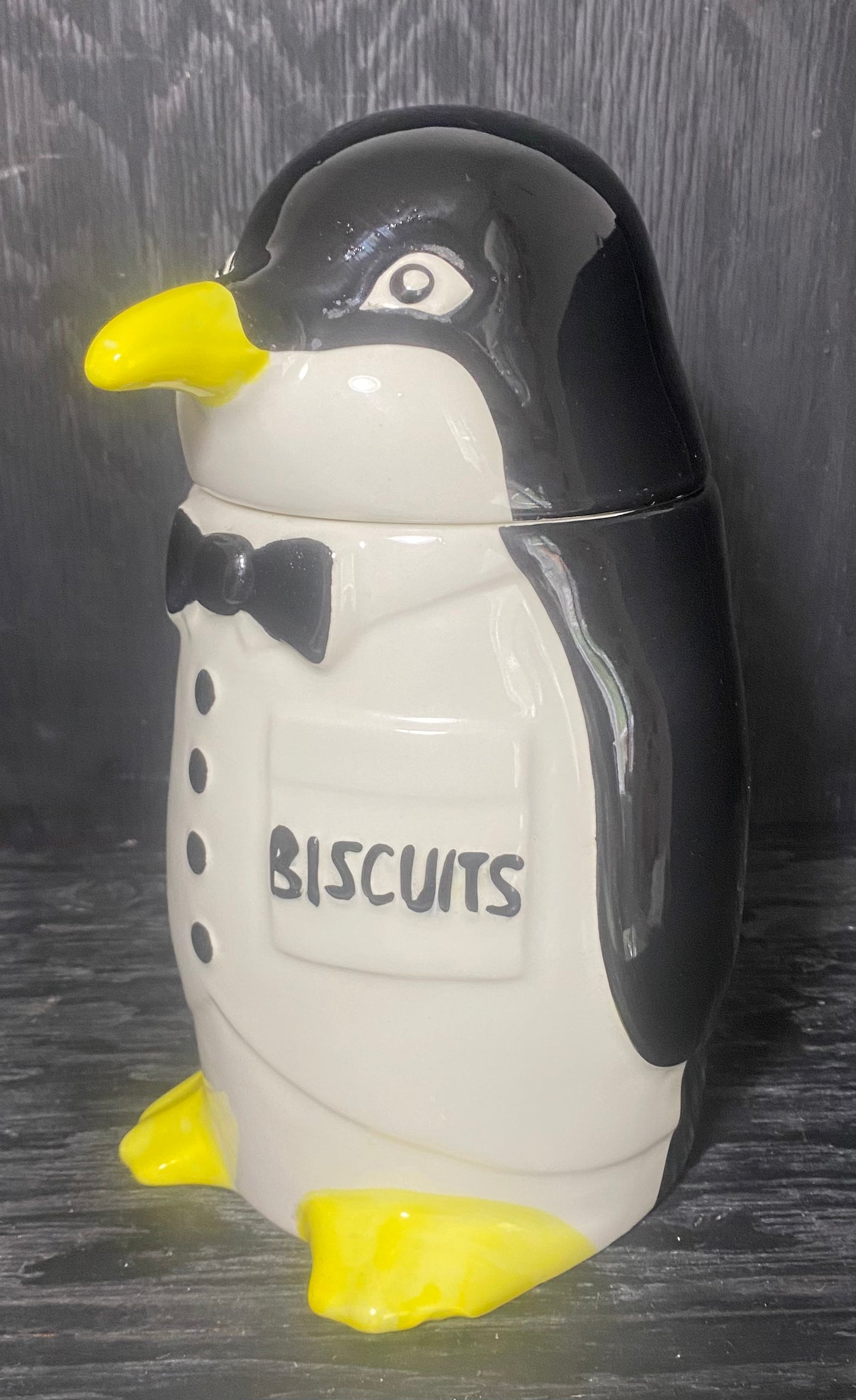 Price Kensington Penguin Biscuit Cookie Jar