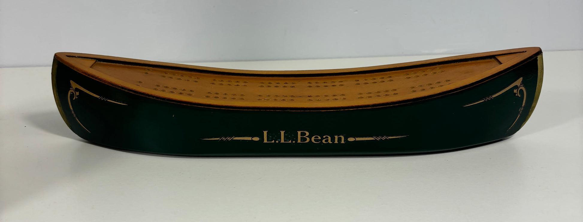 L.L. Bean Paddlers Canoe Shaped Cribbage Board