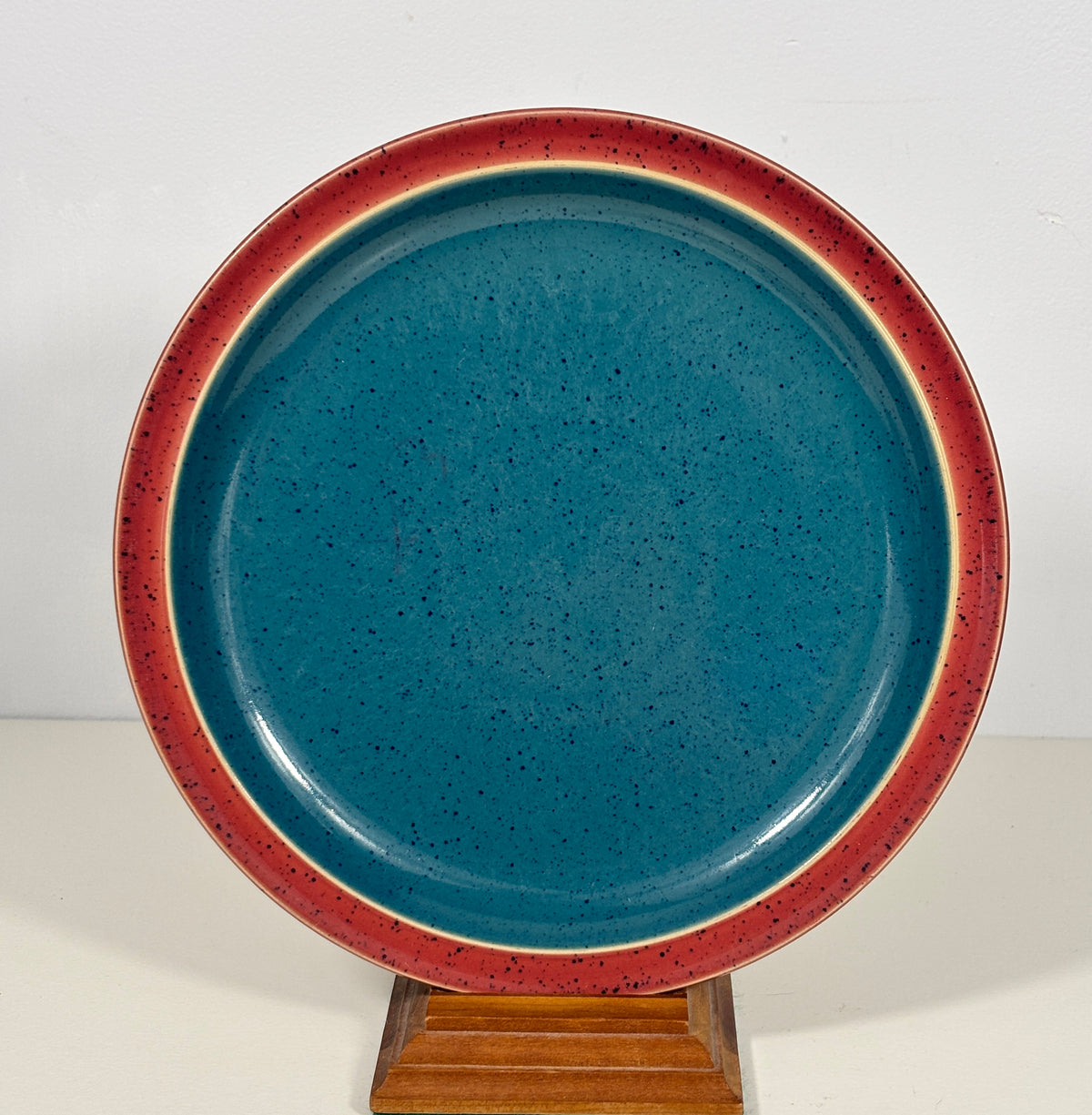 Denby Harlequin Green and Red Salad Plate