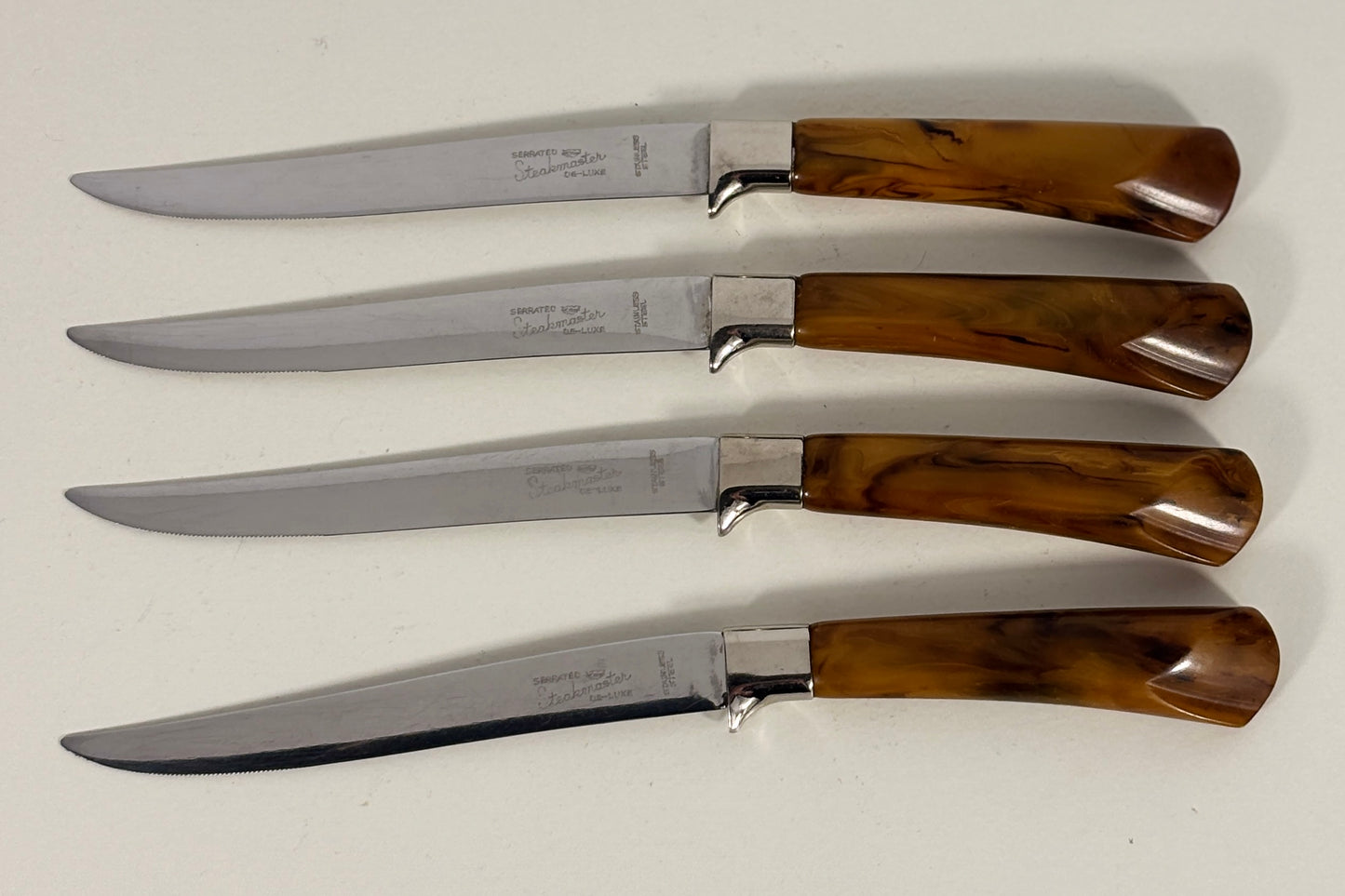 Vintage Steakmaster Deluxe Steak Knives