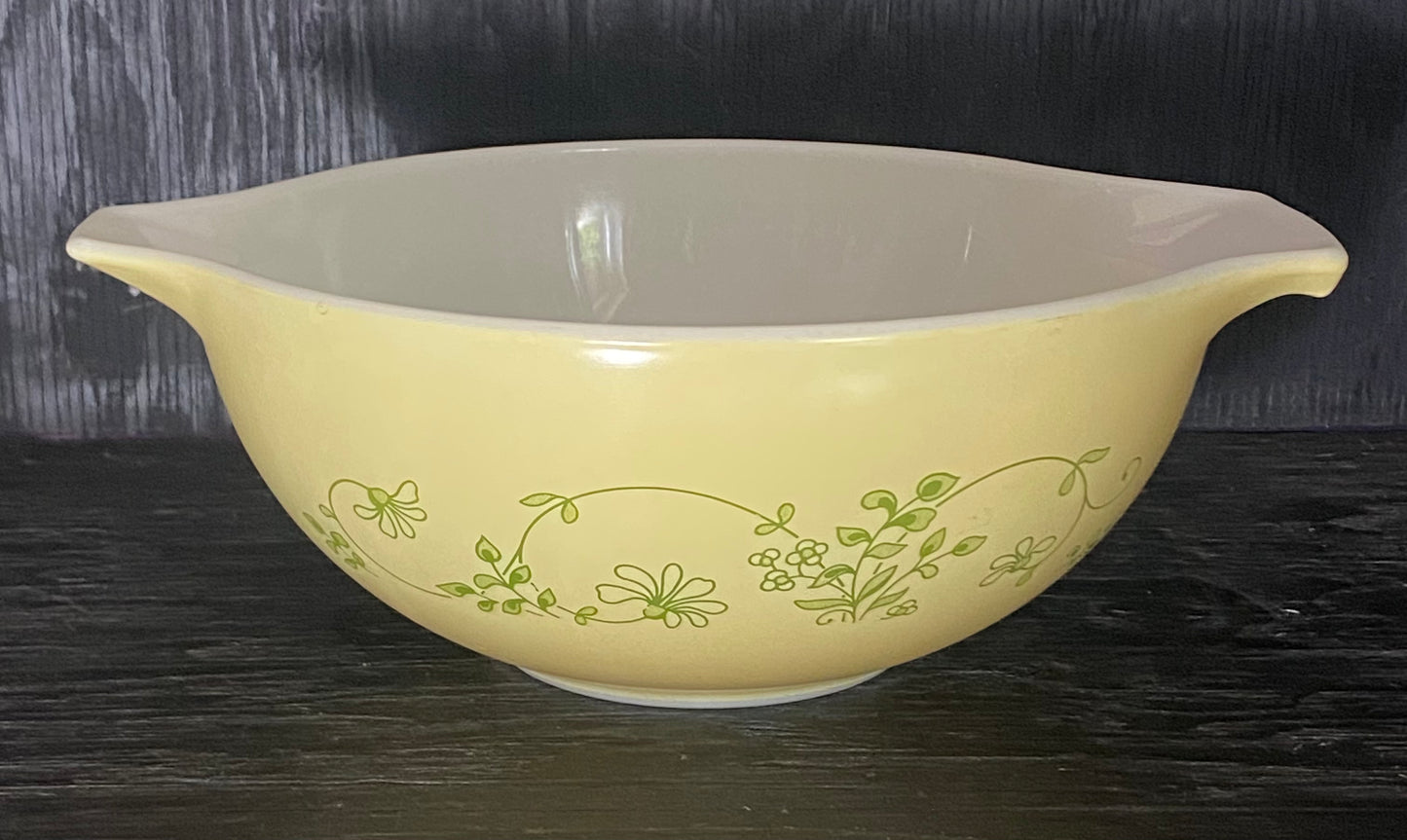 Pyrex Shenandoah Cinderella Mixing Bowl