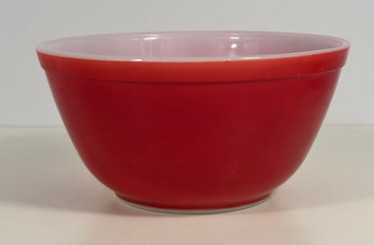 Pyrex Canada 1.5 Quart Primary Red Mixing Bowl