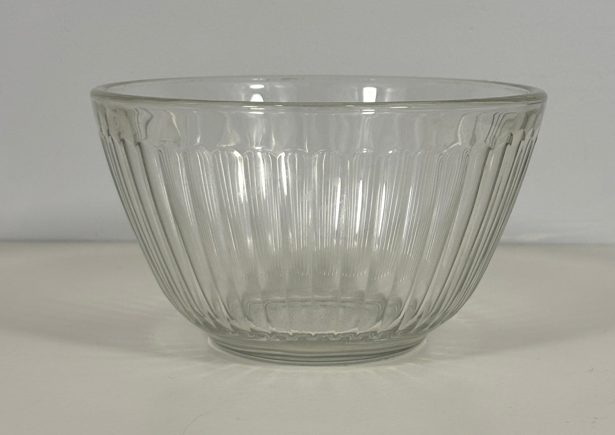 Pyrex 3 Cup 750ml Sculpted Ribbed Mixing Bowl