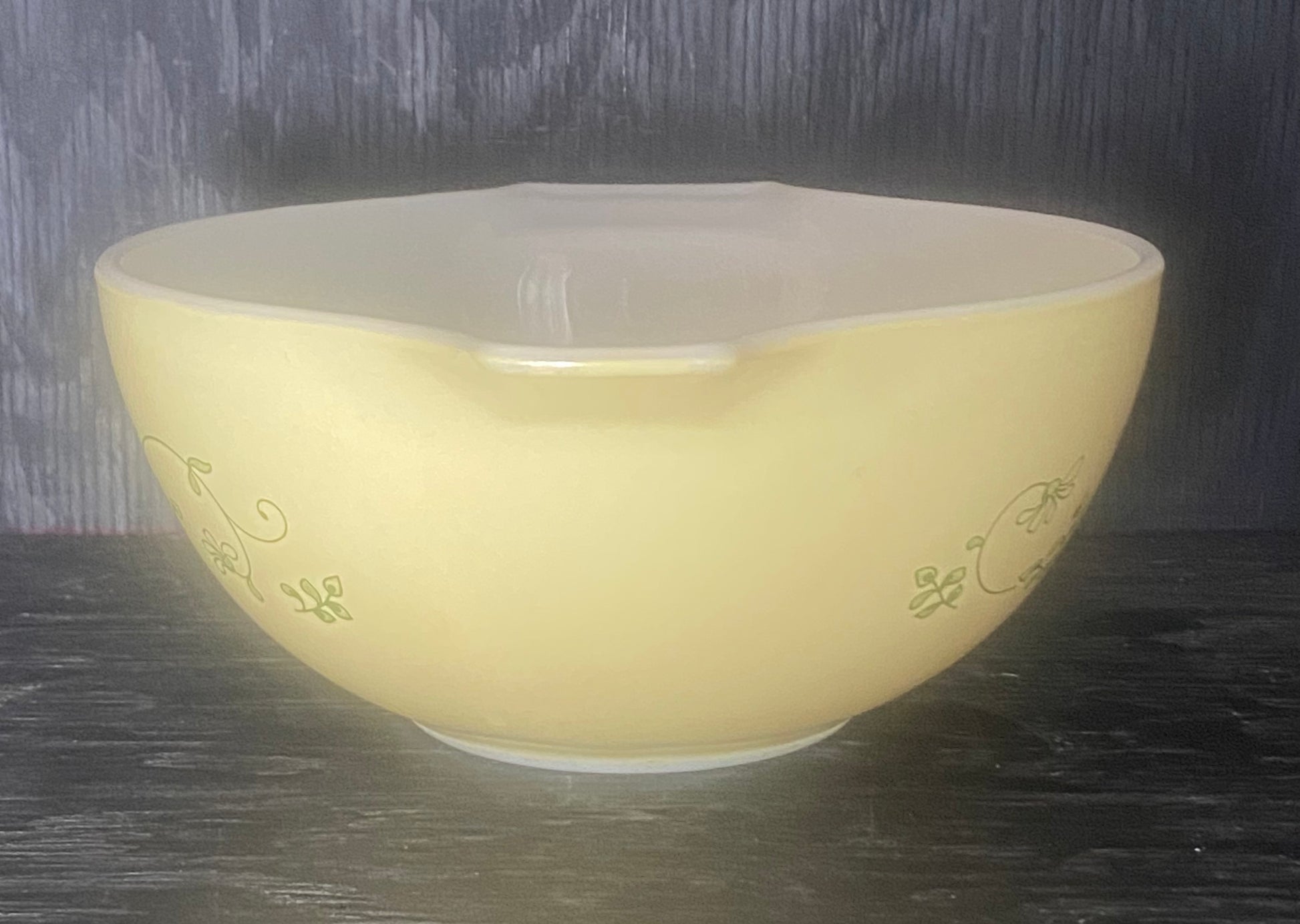 Pyrex Shenandoah Bowl