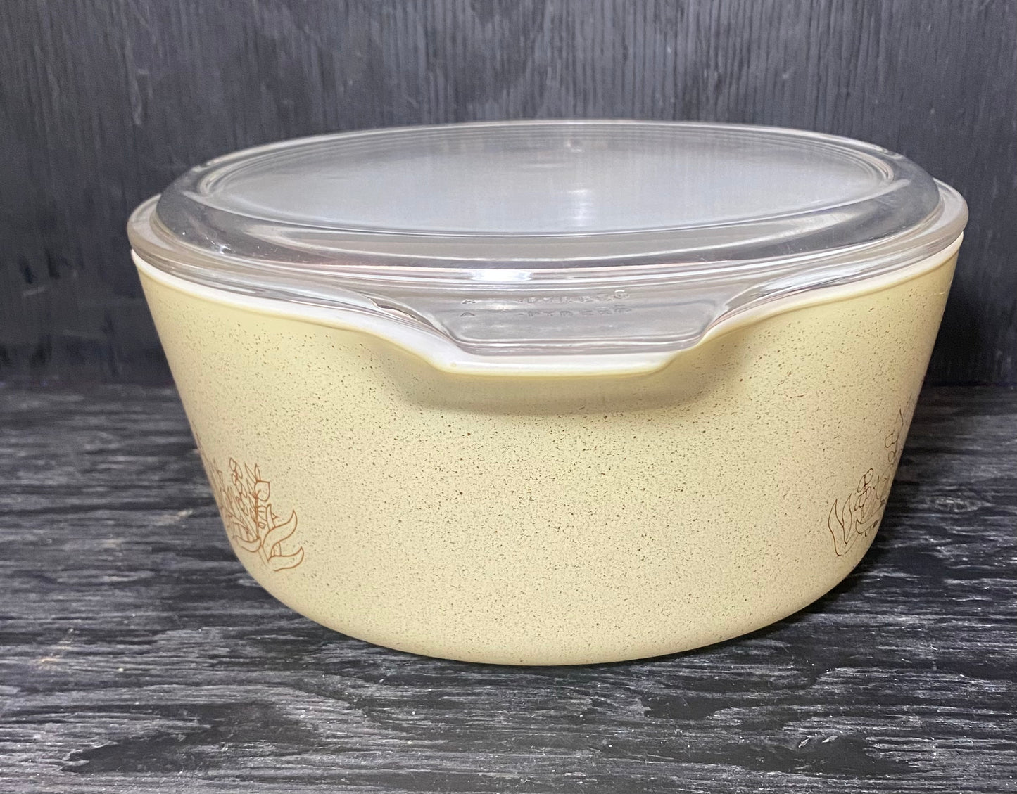 Pyrex Forest Fancies Mushroom 2.5 Quart Casserole Dish