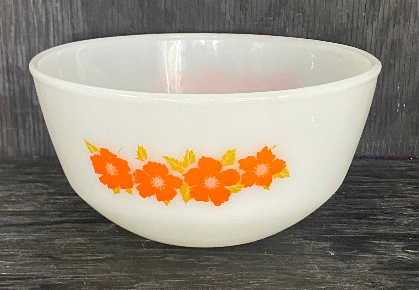 Federal Glass Orange Flower 7 Inch Mixing Bowl