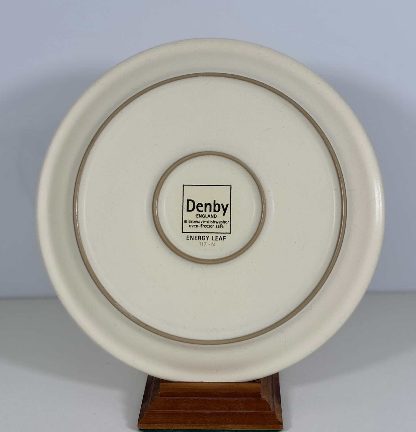 Denby Energy Leaf Salad Plate