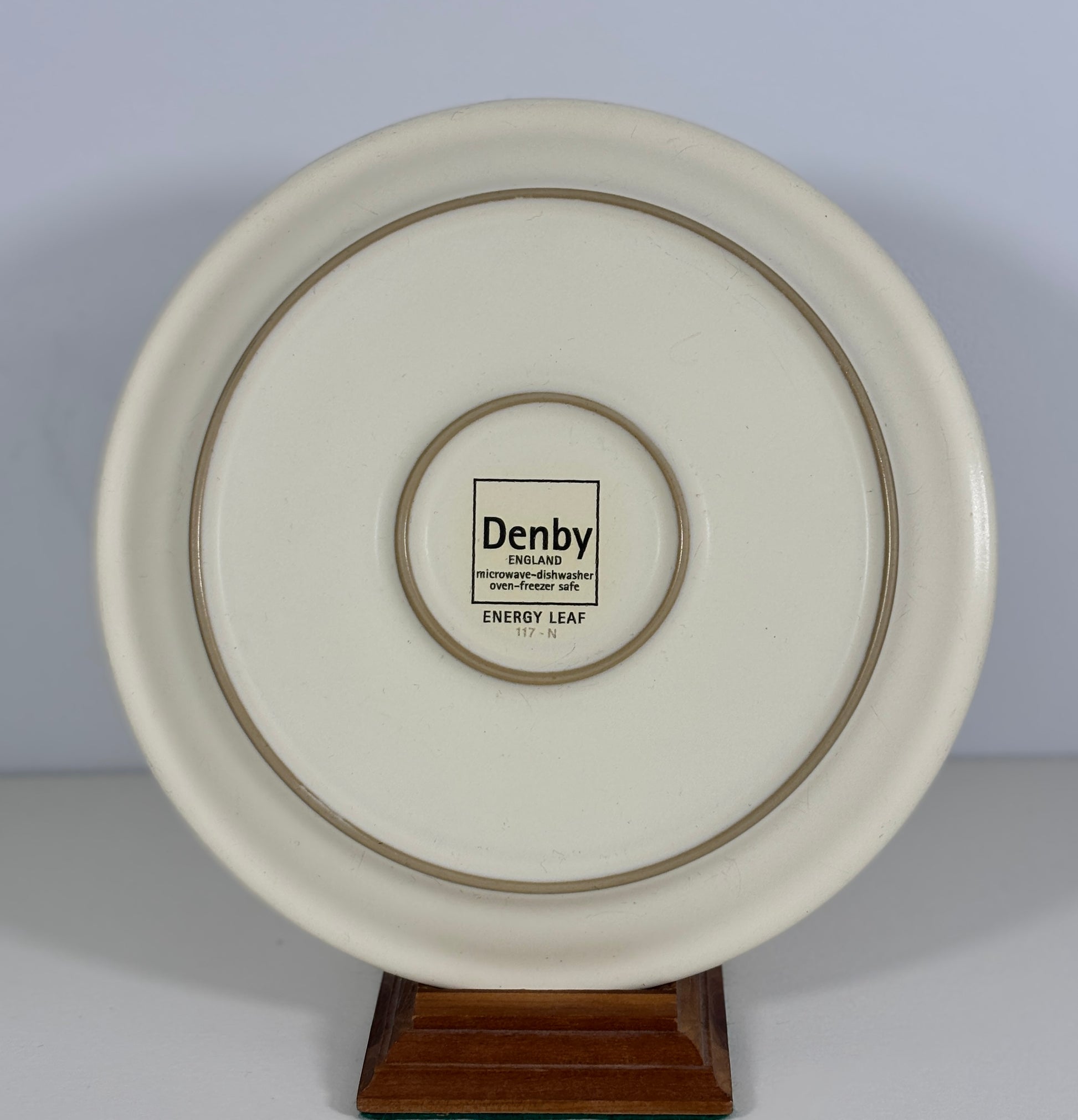 Denby Energy Leaf Salad Plate