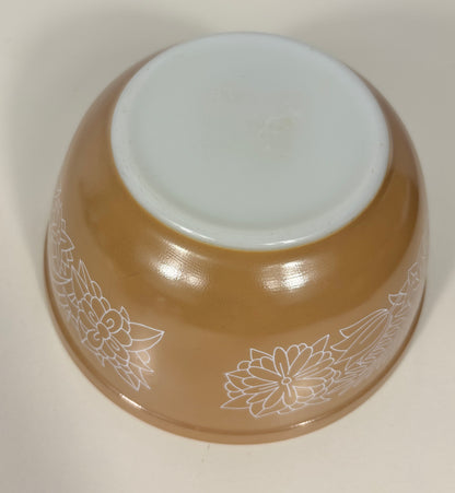 Pyrex Woodland 1.5 Quart Vintage Mixing Bowl