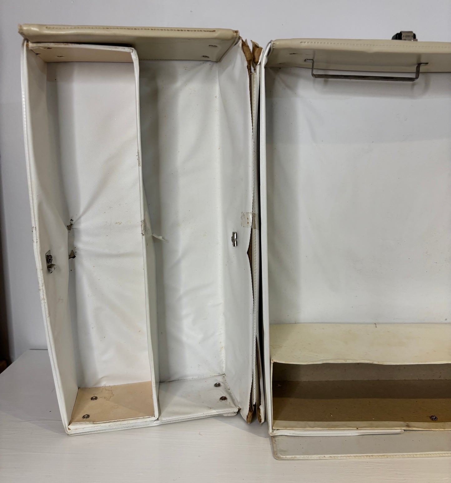 Rare 1964 Barbie and Skipper Carrying Case