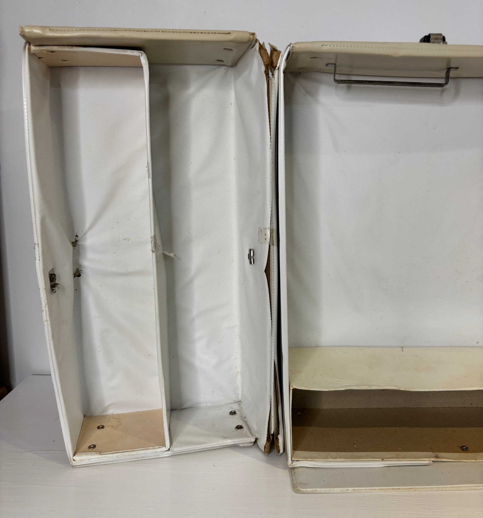 Rare 1964 Barbie and Skipper Carrying Case