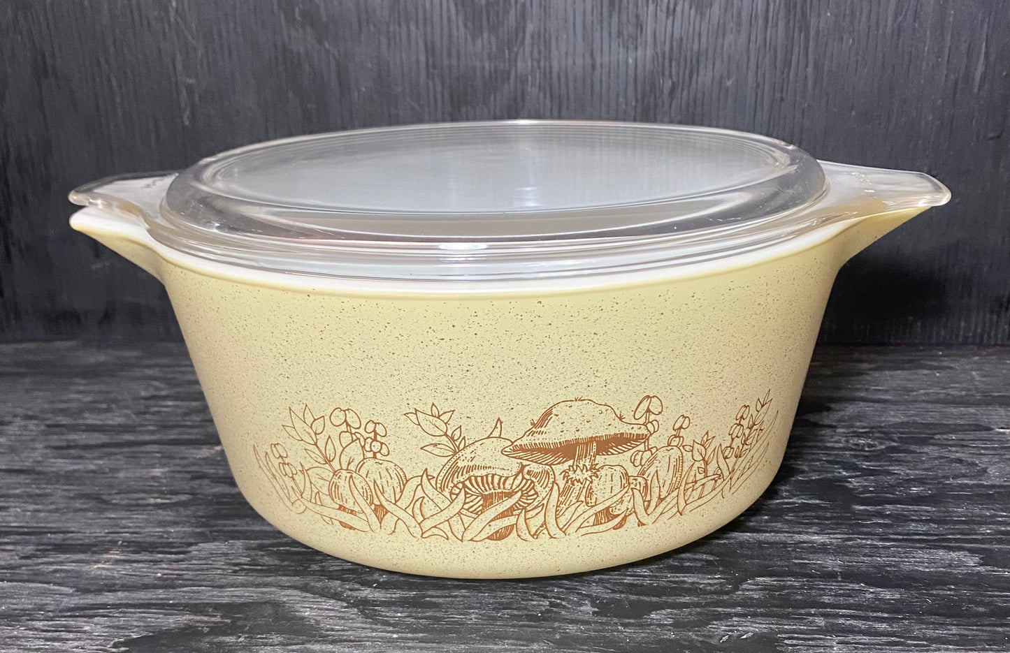 Pyrex Forest Fancies Mushroom 2.5 Quart Casserole Dish