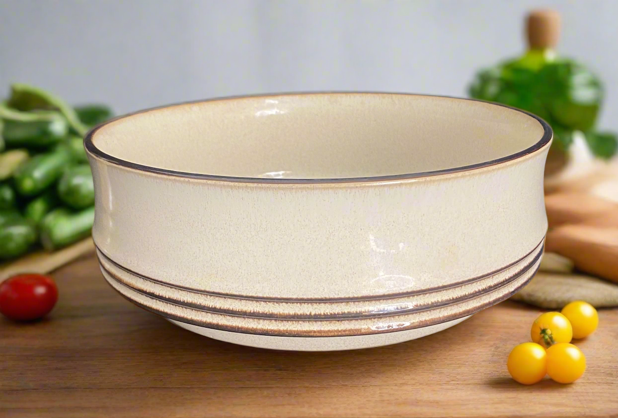 Denby Sahara 9 Inch Serving Bowl with brown rings