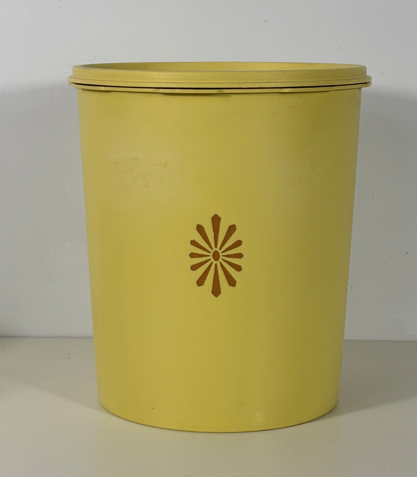 Tupperware 8 Inch Harvest Gold Servalier Storage Container