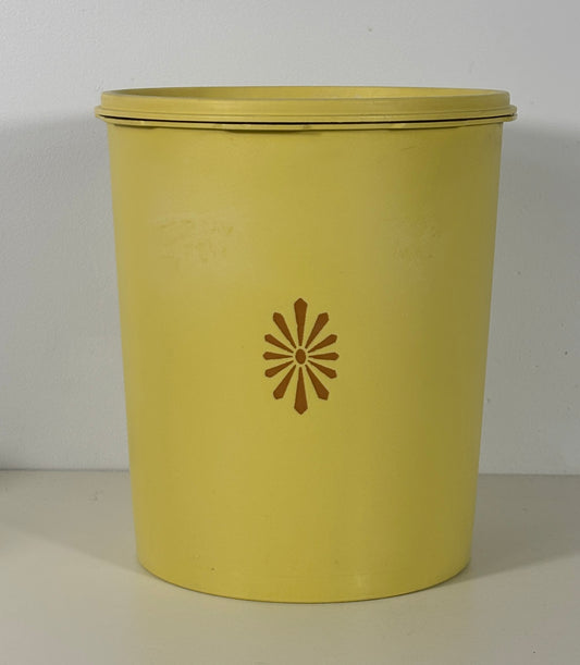 Tupperware 8 Inch Harvest Gold Servalier Storage Container