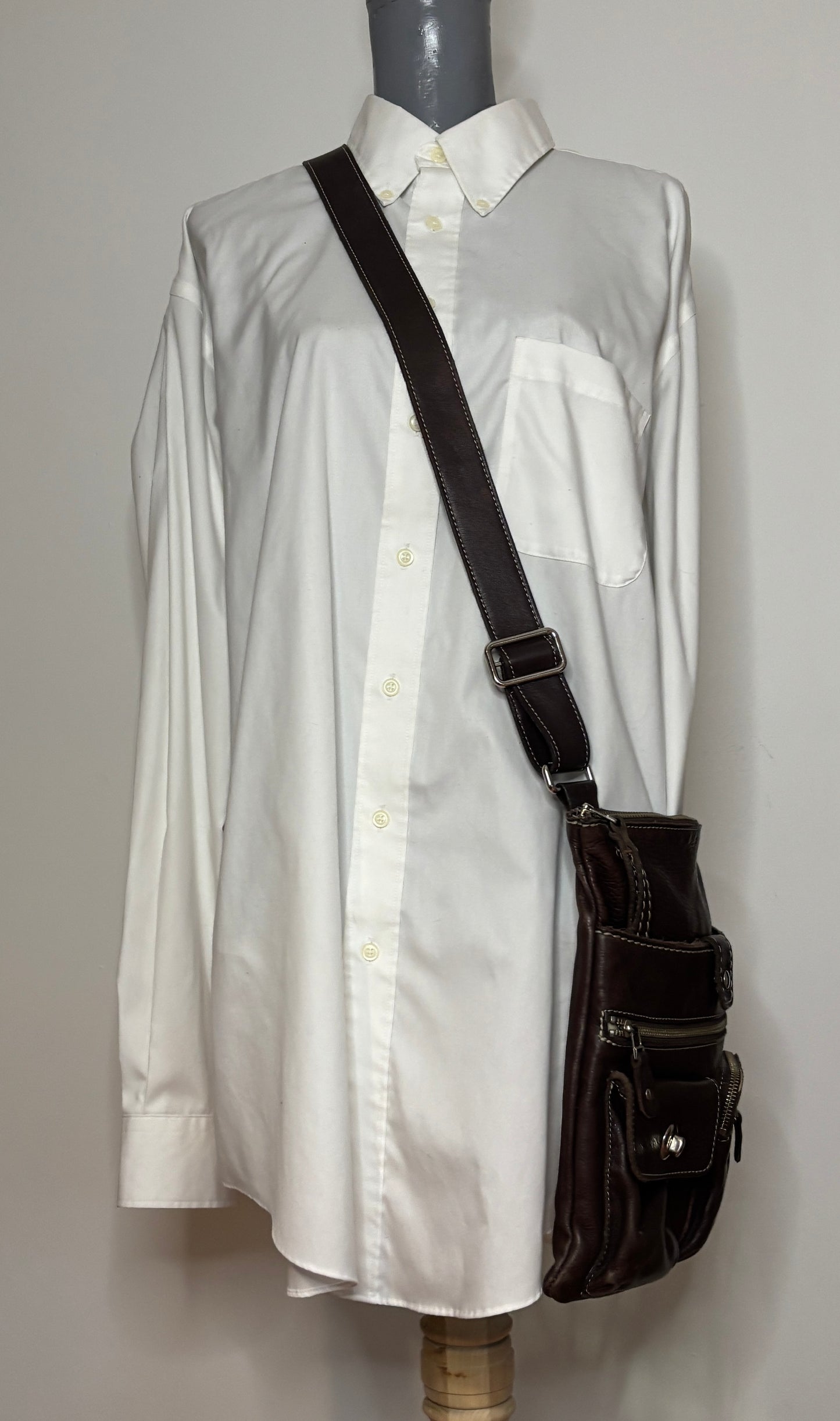 Roots Venetian Village Dark Brown Leather Crossbody Purse