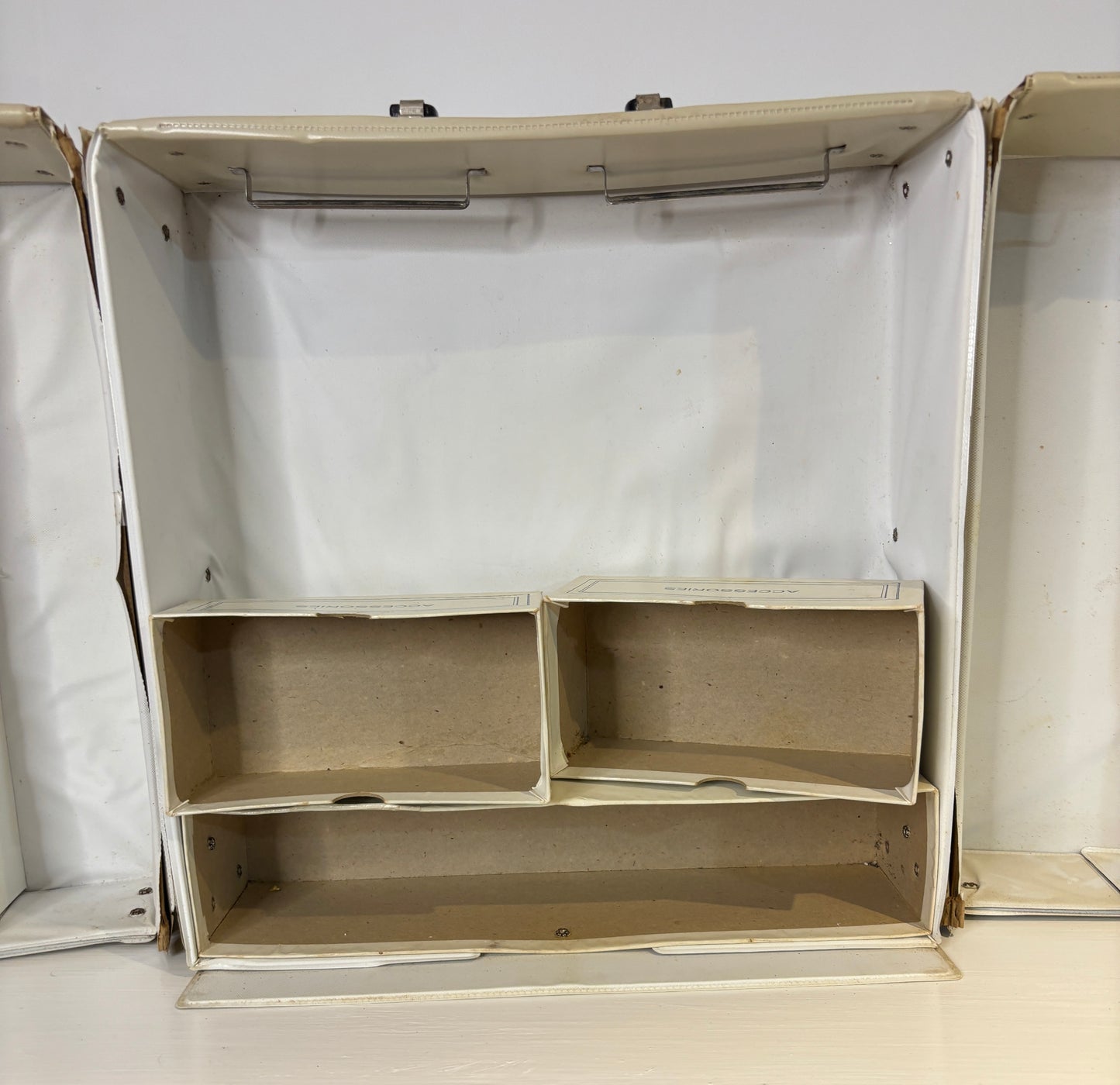 Rare 1964 Barbie and Skipper Carrying Case