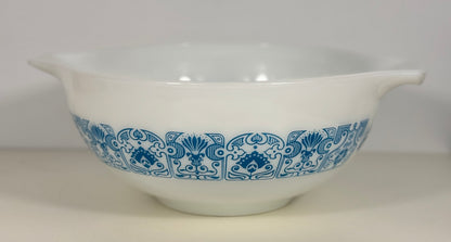 Pyrex Horizon Blue 2.5 Quart Cinderella Mixing Bowl